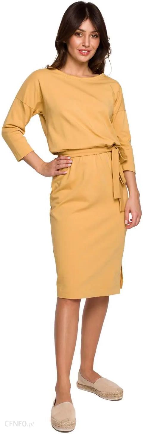B221 Sukienka z paskiem i rozcięciem na boku - miodowa (Kolor żółty