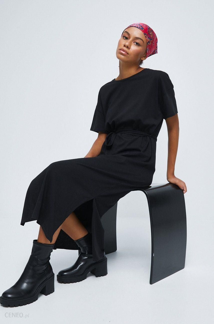 Medicine sukienka bawełniana kolor czarny mini prosta
